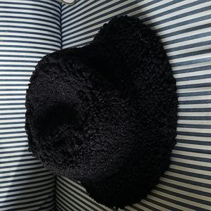 J. CREW Sherpa Bucket Hat Black